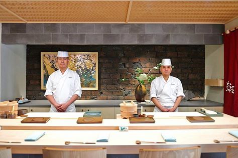 鮨 真差巳 スタッフ募集